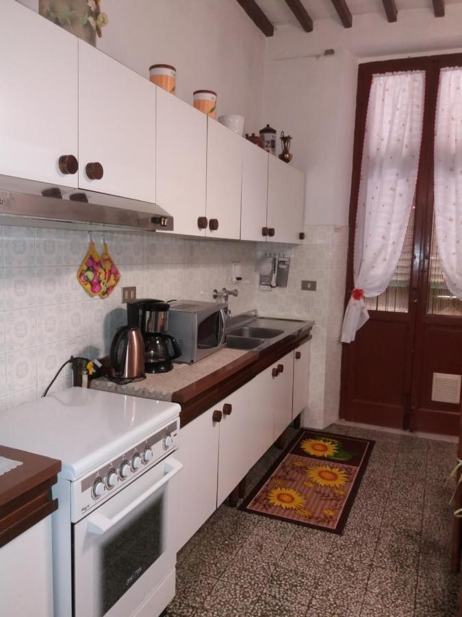 Casa Tarrini Lägenhet Chianni Exteriör bild