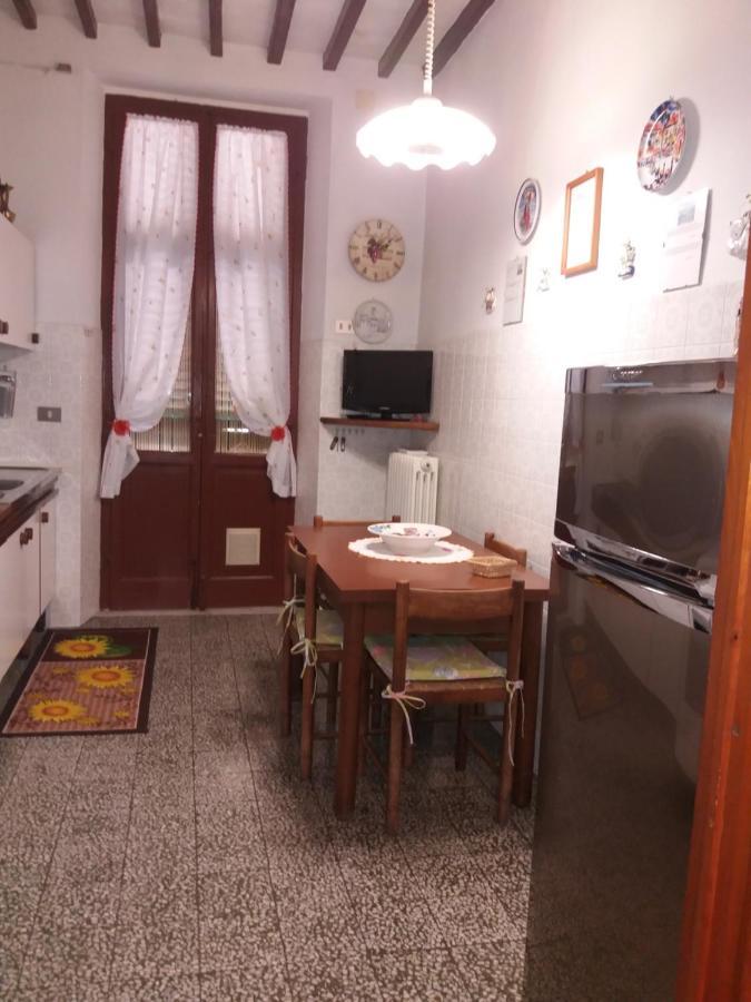 Casa Tarrini Lägenhet Chianni Exteriör bild