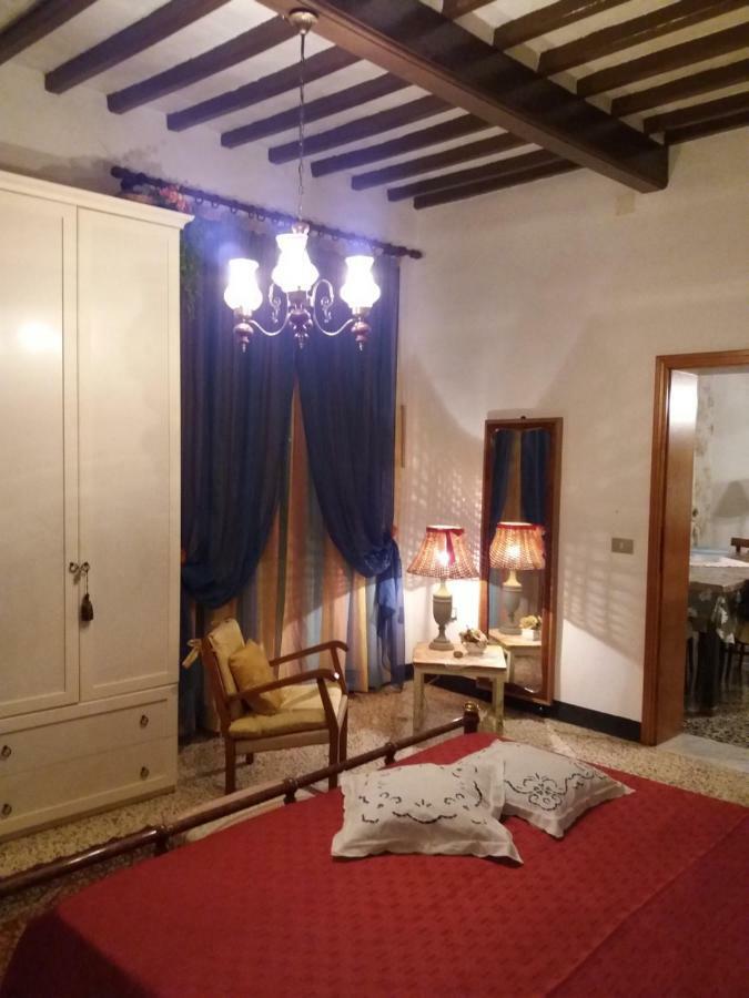 Casa Tarrini Lägenhet Chianni Exteriör bild